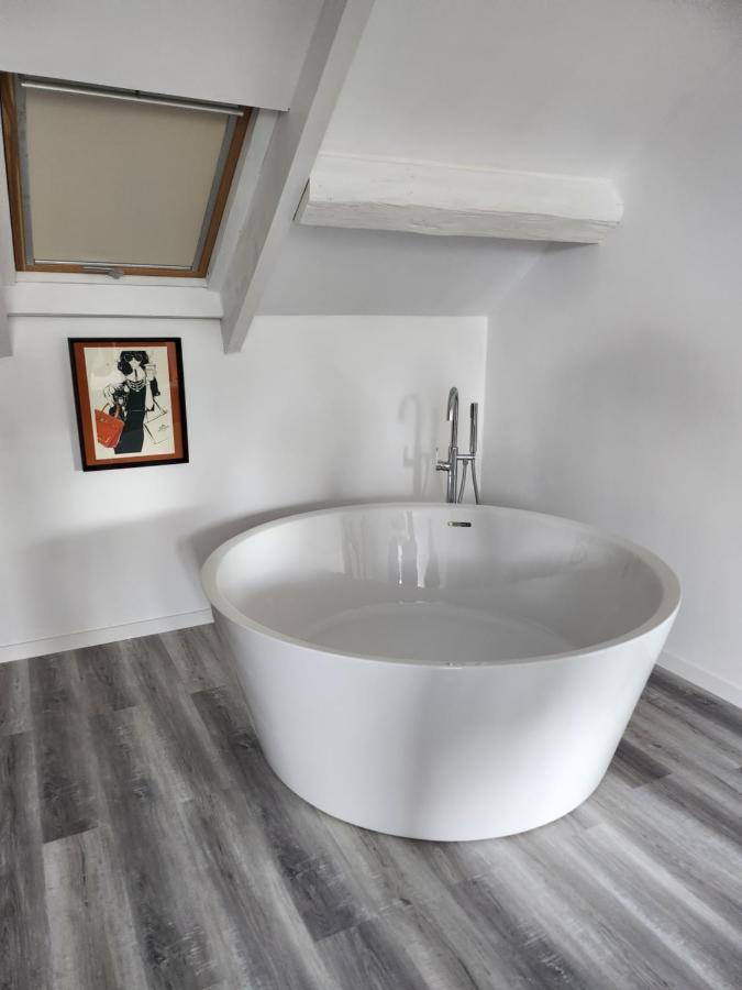 Maison Face A L'Abbaye D'Hautvillers - 2 Bedrooms 2 Bathrooms, Parking ภายนอก รูปภาพ