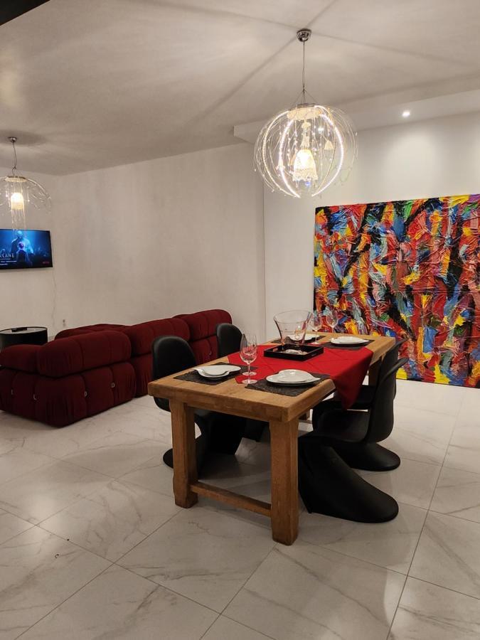 Maison Face A L'Abbaye D'Hautvillers - 2 Bedrooms 2 Bathrooms, Parking ภายนอก รูปภาพ